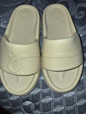 John Geiger 002 Slide in Cream